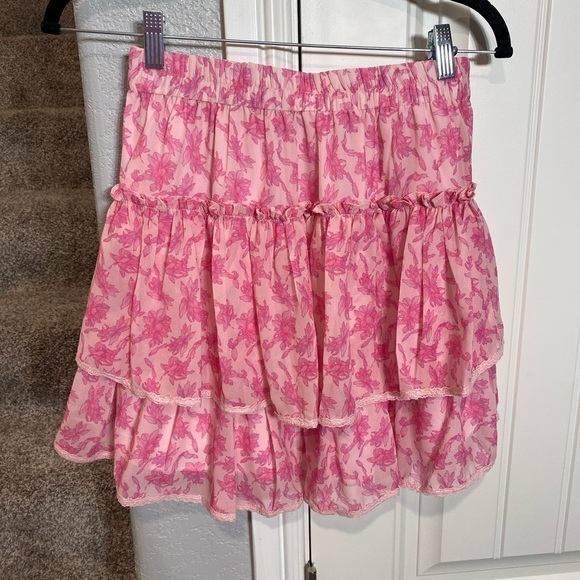 ALLISON NEW YORK DELILAH MINI SKIRT AND MATCHING TOP PINK FLORAL SET - Picture 13 of 16